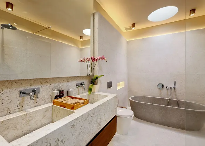 Vesna Townhouse Berawa By Breig *
